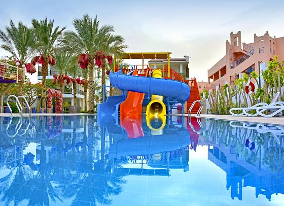 Minamark Beach Resort & Spa