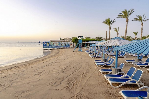 Minamark Beach Resort & Spa