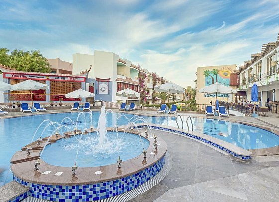 Minamark Beach Resort & Spa