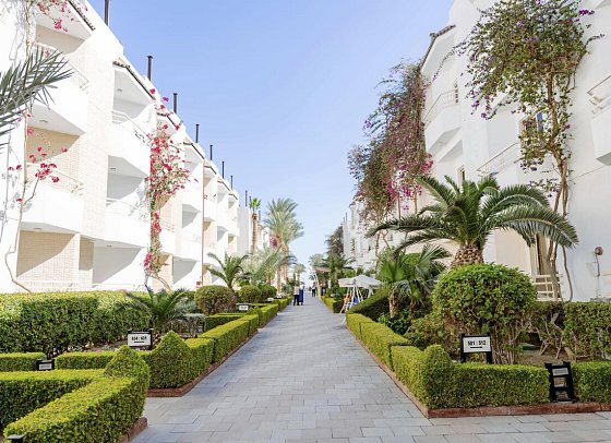 Minamark Beach Resort & Spa