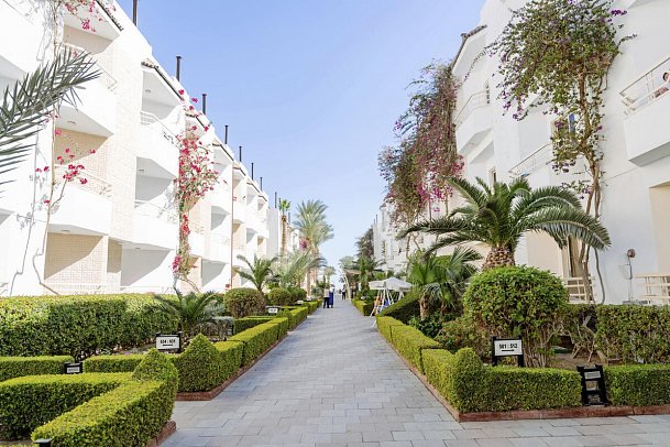 Minamark Beach Resort & Spa
