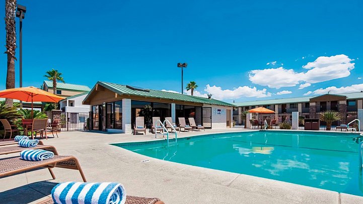 Best Western Plus King's Inn & Suites