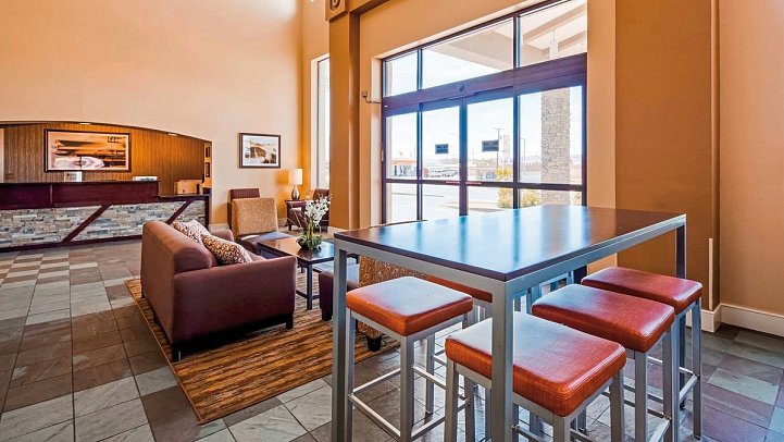 Best Western Plus King's Inn & Suites