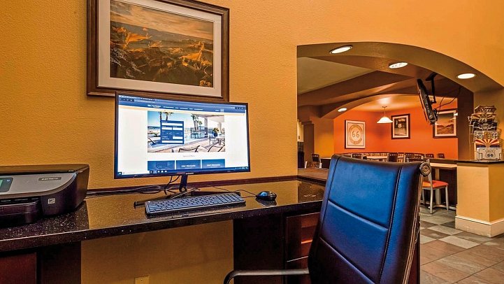Best Western Plus King's Inn & Suites