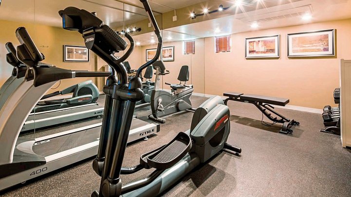 Best Western Plus King's Inn & Suites