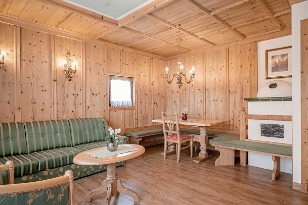 DAS Kaltschmid - Familotel Tirol - Wohnbeispiel 3-Raum-Suite Seefeld (Zimmercodierung WB2)