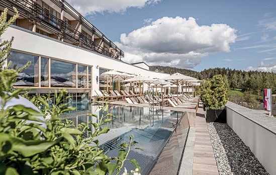 NIDUM Casual Luxury Hotel