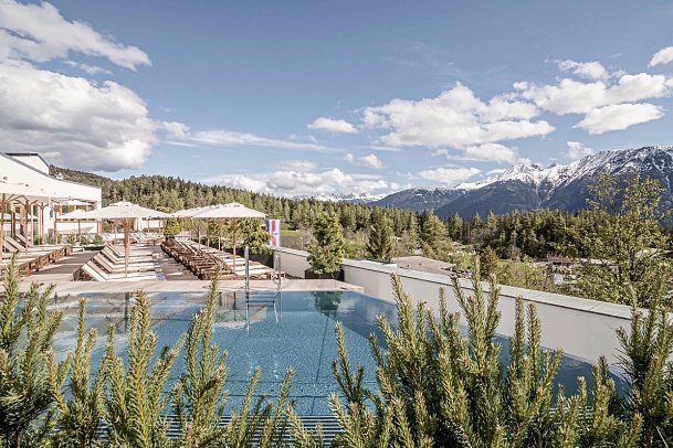 NIDUM Casual Luxury Hotel