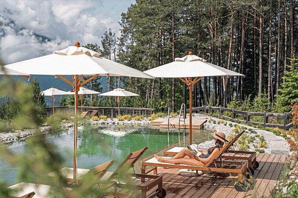 NIDUM Casual Luxury Hotel