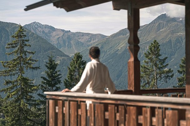 NIDUM Casual Luxury Hotel