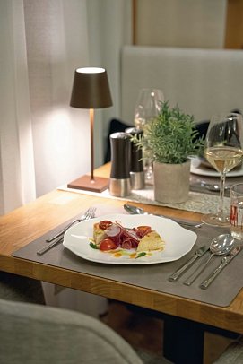 NIDUM Casual Luxury Hotel