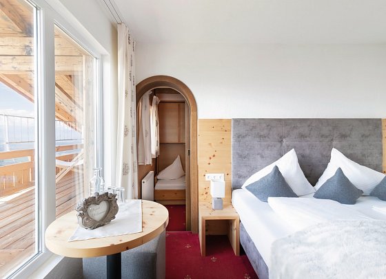 Frieden - Das Alpine Panorama Hotel - Wbsp. Familienzimmer Familien-Nestl Panorama (Zimmercodierung FB2)