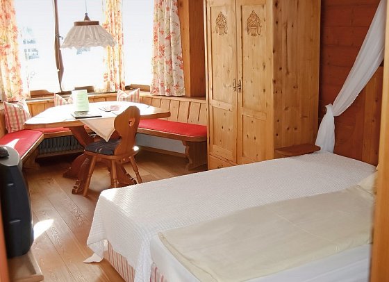 Alpenhotel Speckbacher Hof - Wohnbeispiel Doppelzimmer Nebenhaus (Zimmercodierung D1V)