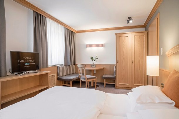 Tyrolerhof - Wohnbeispiel Familienzimmer Flair (Zimmercodierung FB1)