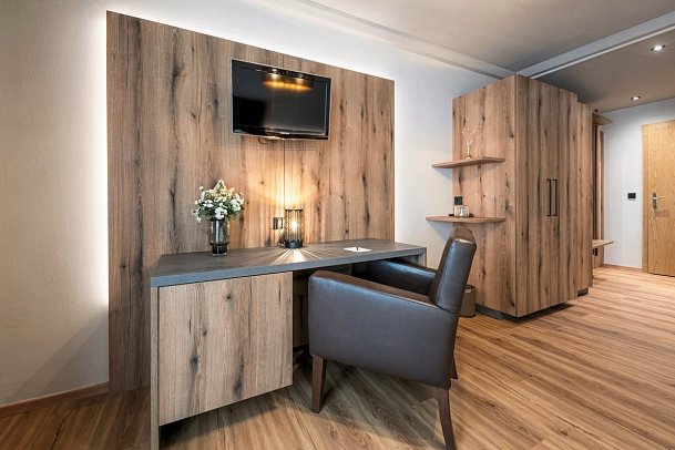 Alpin Resort Stubaier Hof - Wohnbeispiel Doppelzimmer Enzian (Zimmercodierung DB1)