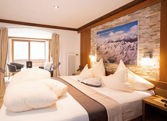 Beauty & Wellness Hotel Tirolerhof - Wohnbeispiel Juniorsuite Tirolerhof (Zimmercodierung JG1)