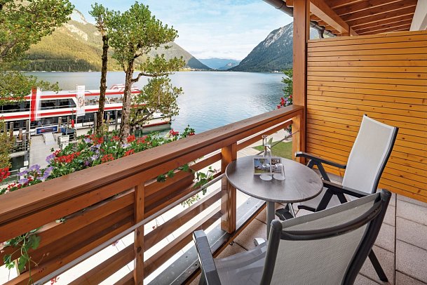aja Fürstenhaus am Achensee - Beispiel Balkon Doppelzimmer Classic Seeseite (Zimmercodierungen DB2, DM1, DM2 & DM3)