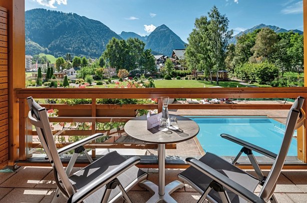 aja Fürstenhaus am Achensee - Beispiel Balkon Doppelzimmer Classic Bergseite (Zimmercodierungen DB1, DF1, DF2, DF3, DC1, DC2 & DC3)