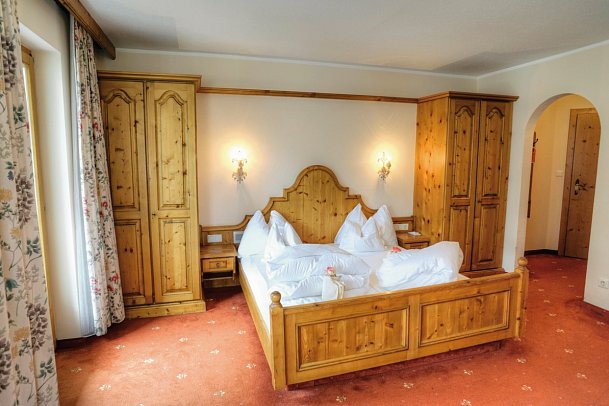 Das Posthaus Stubai & Smart Hotel - Wohnbeispiel Doppelzimmer Alpenheide (Zimmercodierung DB2)