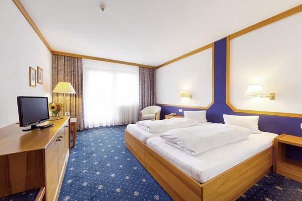 Alpenhotel Weitlanbrunn - Wohnbeispiel Doppelzimmer Komfort (Zimmercodierung DF1)