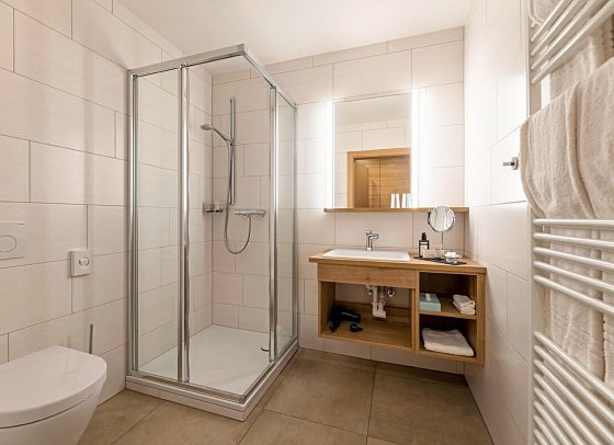 Das Unterrain Lifestyle Hotel - Beispiel Bad Doppelzimmer Comfort (Zimmercodierung DF1)