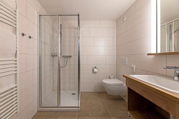 Das Unterrain Lifestyle Hotel - Beispiel Bad Doppelzimmer Classic (Zimmercodierung DB1)