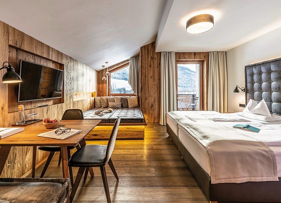 Dolomiten Residenz Sporthotel Sillian - Wohnbeispiel Familienzimmer Landleben (Zimmercodierung FB1)
