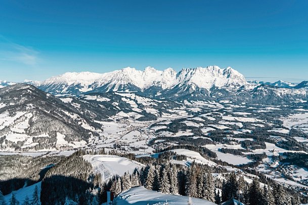 HENRI Country House Kitzbühel - Winterlandschaft in Nordtirol