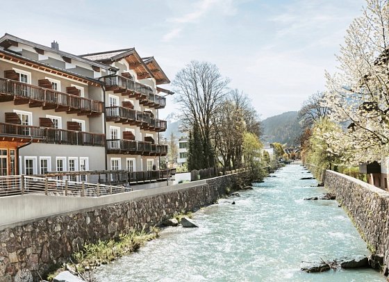HENRI Hotel Kitzbühel - Außenansicht