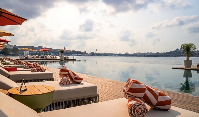 Rixos Tersane Istanbul - Nickelodeon Play Tersane Access - Velena by the sea