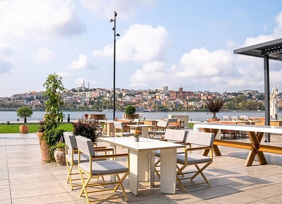 Rixos Tersane Istanbul - Nickelodeon Play Tersane Access - Velena
