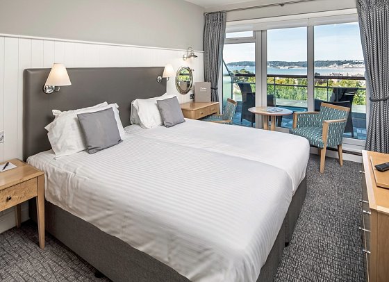 Hotel Cristina - Wohnbeispiel Doppelzimmer Meerblick Balkon (Zimmercodierung D1M)