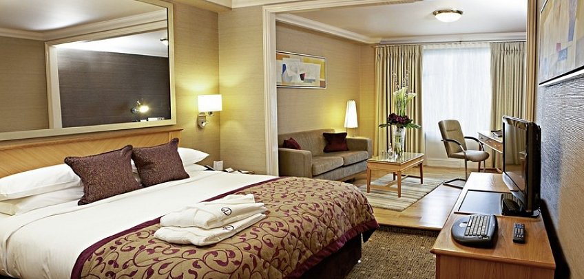 Pomme d'Or Hotel - Wohnbeispiel Executivezimmer