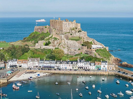 ADAC Special: Jersey - Französischer Charme auf Britischen Inseln (Hotel Merton) - Mont Orgueil Castle