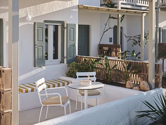 NUMO Mykonos Boutique Resort - Wohnbeispiel Doppelzimmer Superior Gartenblick (Zimmercodierung DSG)