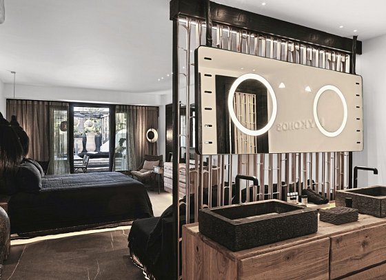 Myconian O - NOS Room with Private Pool