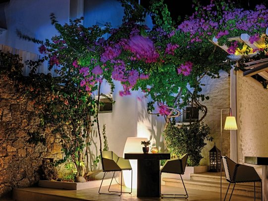 Ostraco Suites