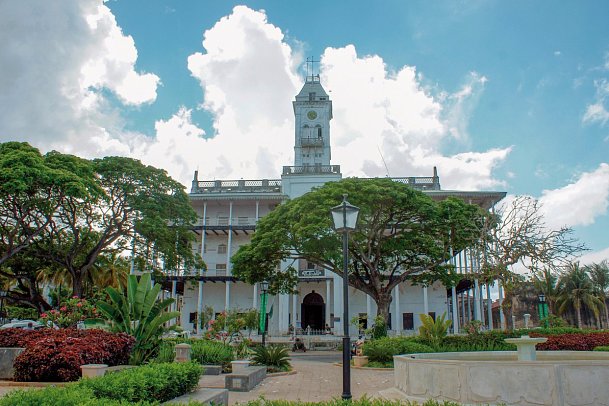 Naturwunder Tansanias & Welterbe Sansibar