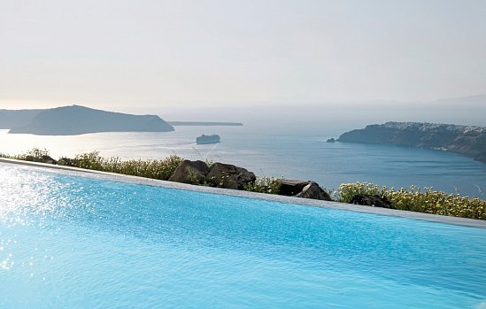 Avaton Resort & Spa