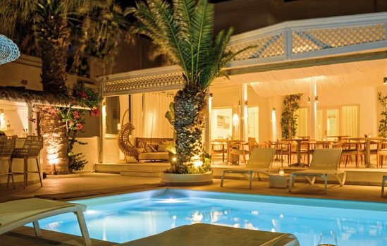 Alesahne Beach Hotel