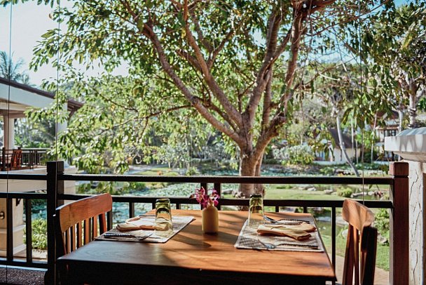 Rawi Warin Resort & Spa