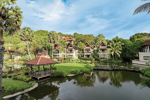 Rawi Warin Resort & Spa