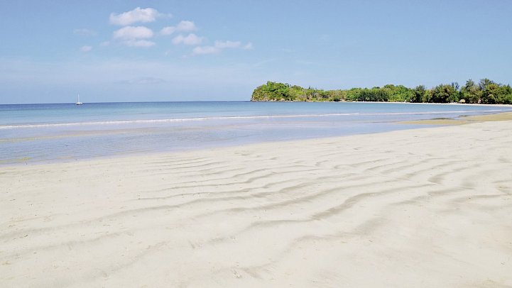 Twin Lotus Resort & Spa