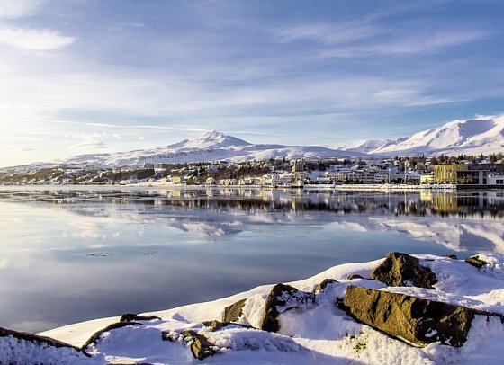 Nordlichter & heiße Quellen - Akureyri
