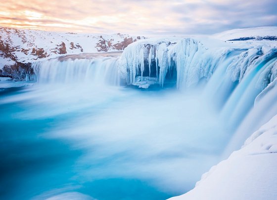 Nordlichter & heiße Quellen - Godafoss