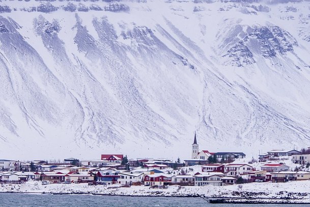 Isländische Naturelemente und Lichtspiele - Grundafjördur