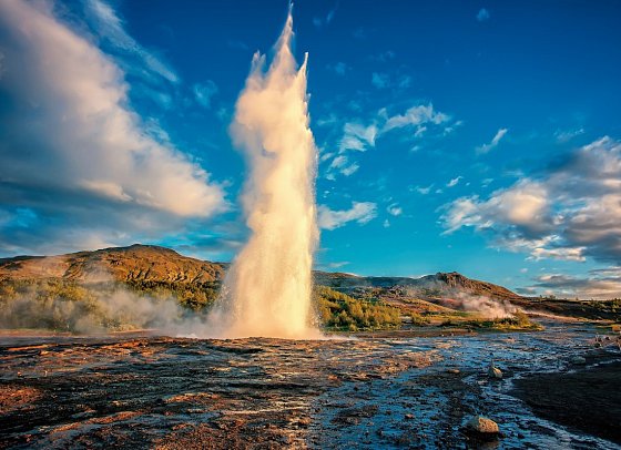 Islands Naturwunder mit dem E-Auto - Strokkur Geysir