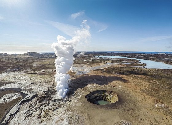 Islands Naturwunder mit dem E-Auto - Geothermisches Feld