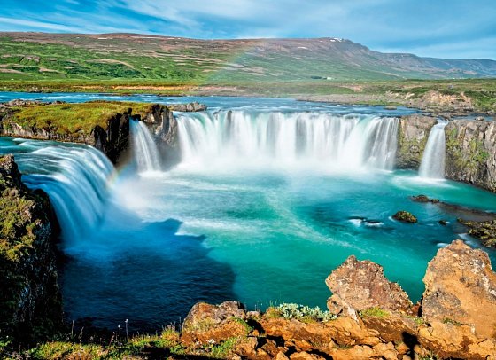 Islands Naturwunder mit dem E-Auto - Godafoss