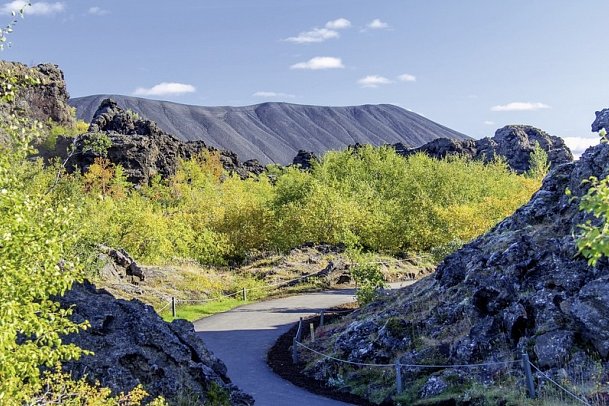 Islands Naturwunder mit dem E-Auto - Dimmuborgir